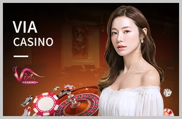 Sân vận động bóng đá với cầu thủ đang thi đấu